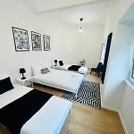 Luxury Rooms, Location For Tourists