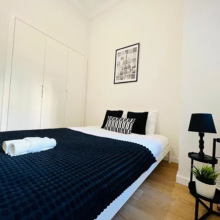 호스텔 Luxury Rooms, Location For Tourists *