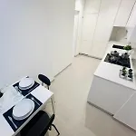 Luxury Rooms, Location For Tourists Hostel Lissabon